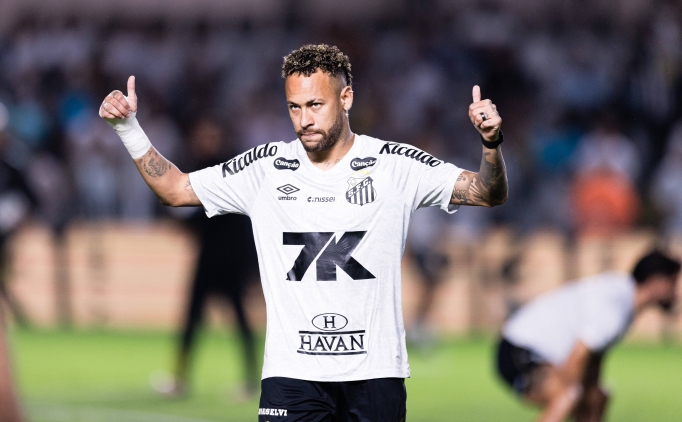 Casemiro: 'Neymar, ba�ka bir d�nyadan!'