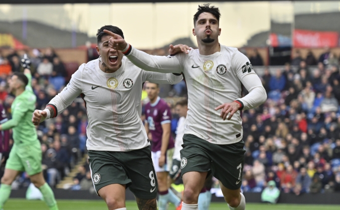 Chelsea, derbi �ncesi kay�p ya�amad�!