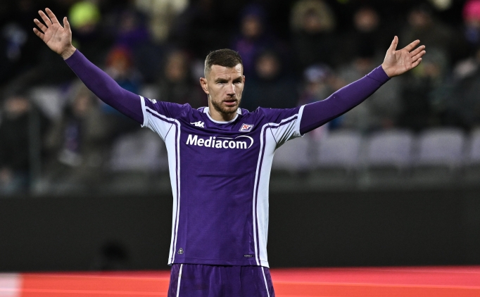 Edin Dzeko: 'Deste�e ihtiyac�m�z var ama yuhalan�yoruz'