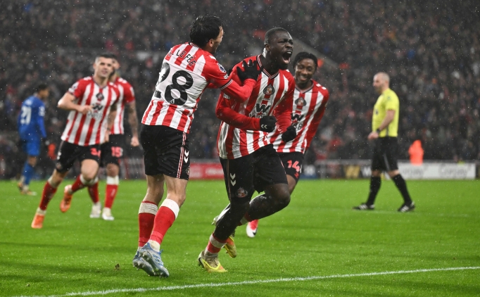 Sunderland'den Bournemouth'a kar�� inan�lmaz geri d�n��!
