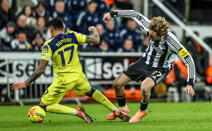 Tottenham ve Newcastle ikinci yar�y� bekledi