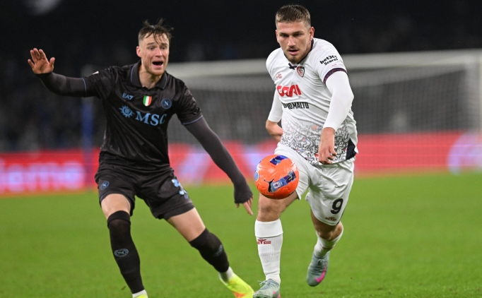 Napoli, Cagliari'yi penalt�larda ge�ti!