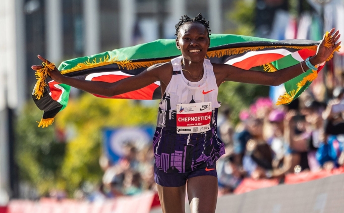 Rekortmen maratoncuya 3 y�l men