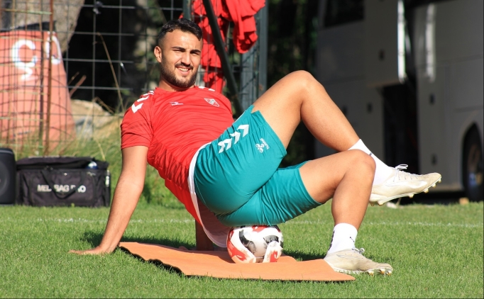 Kar��yaka'da �mer Faruk bekleyi�i