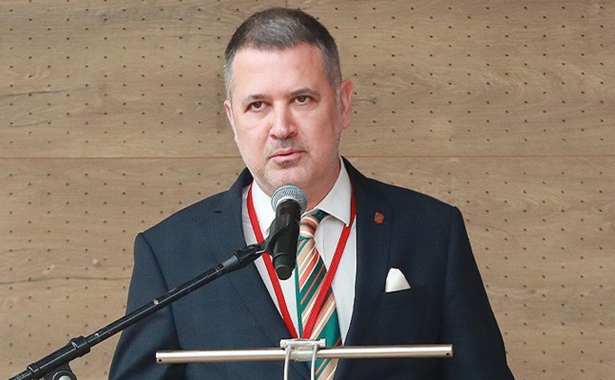 Kar��yaka'da kriz devam ediyor!