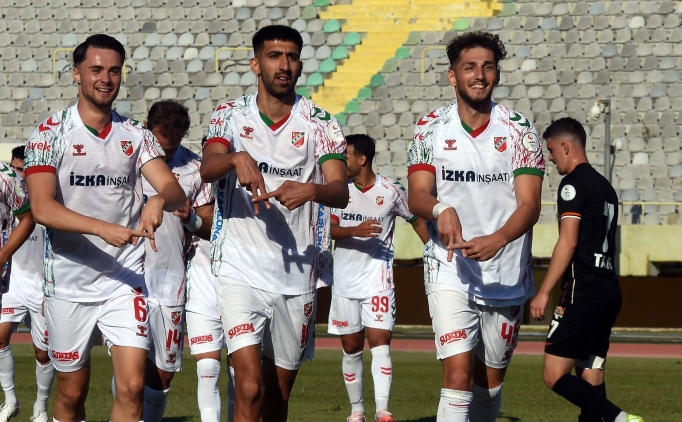 Kar��yaka'n�n konu�u Nazillispor