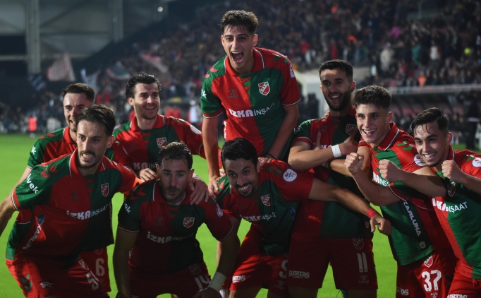 Kar��yaka'n�n rekor y�l�