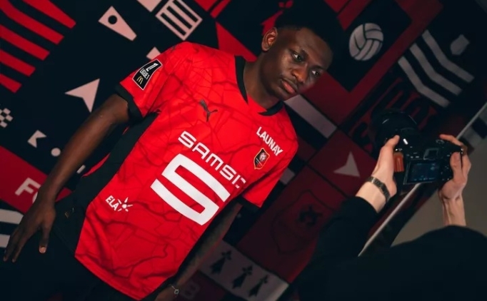 Trabzonspor'a genç kanat; Kazeem Olaigbe