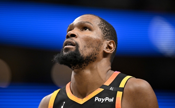 Rockets, Kevin Durant takibinde 'geri adım attı'
