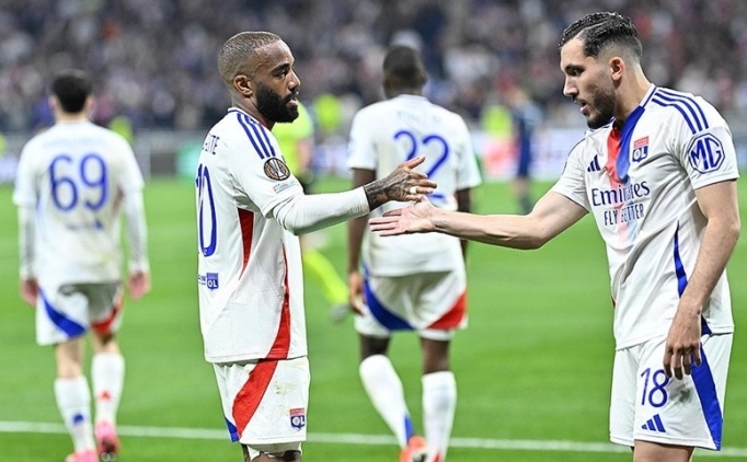 Fransa'da tarih tekerr�r m� ediyor? Lyon Ligue 2'ye d���r�ld�