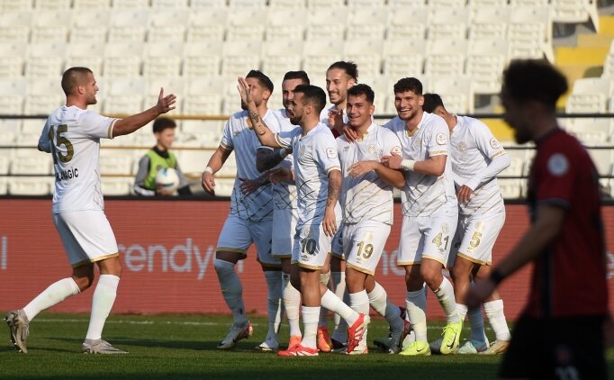 Manisa FK avantaj� ka��rd�