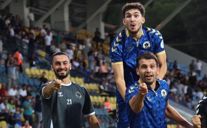 Menemen FK seriyi yakalad�