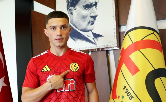 Menemen FK'da İsmail de gitti