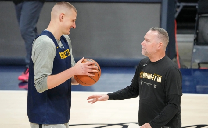 Malone'dan MVP a��klamalar�na d�zeltme: 'Oyum olsa Jokic'e verirdim'