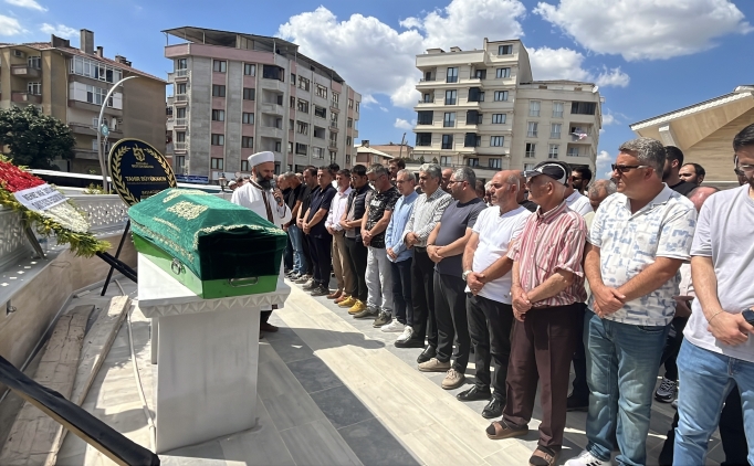 Milli voleybolcu �al��kan karde�lerin babas� topra�a verildi