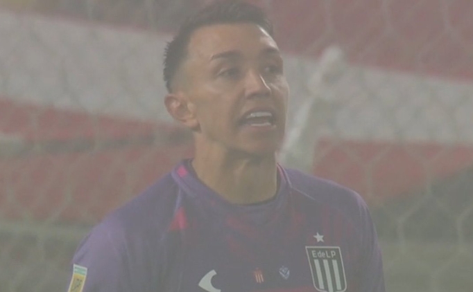 Fernando Muslera ilk mandan zgn ayrld!