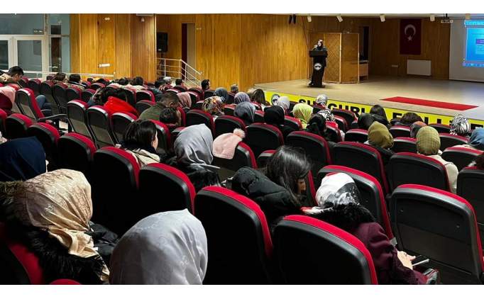 Öğretmen Nisan Seminerleri İptal Mi? - 2025