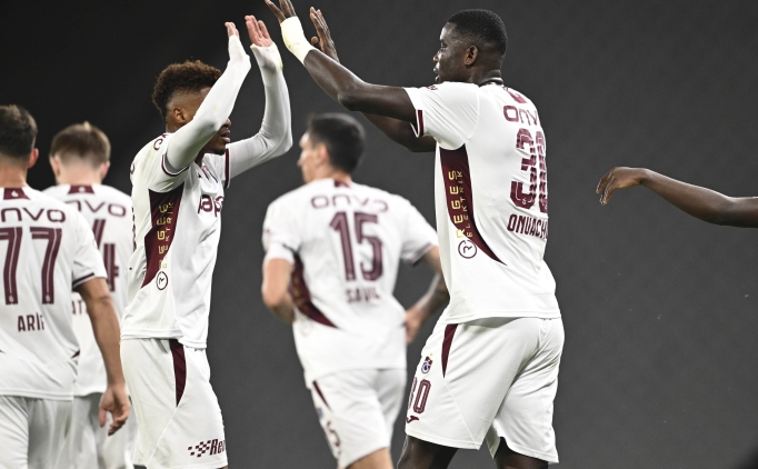 Trabzonspor'u Onuachu ve Augusto golleriyle ta��yor