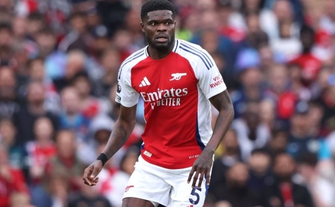 Partey Arsenal'den ayr�ld�, yerine Norgaard g�ndemde!