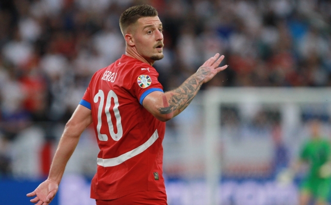 Mourinho eski g�zdesini istiyor: Savic!