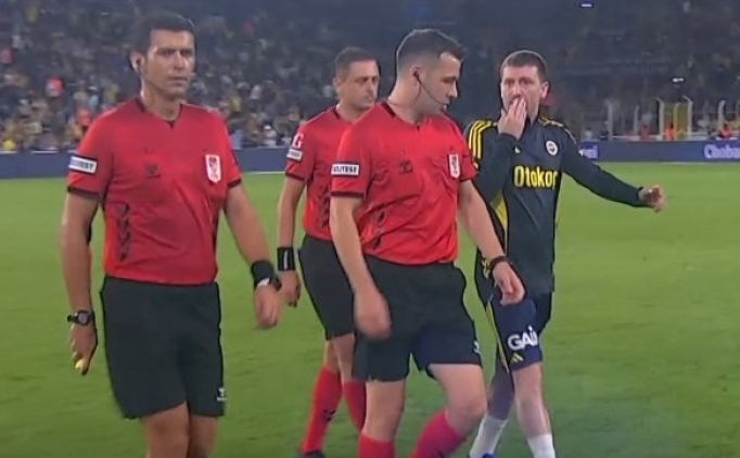 Fenerbah�e penalt� bekledi, Cihan Ayd�n ma�� bitirdi