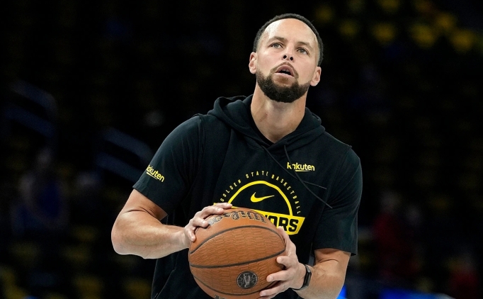 Curry kuadriseps sakatl��� sebebiyle en az 1 hafta yok