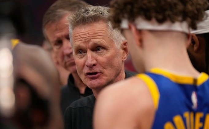 Kerr: 'Warriors h�cumunu de�i�tirmek sa�ma olur'