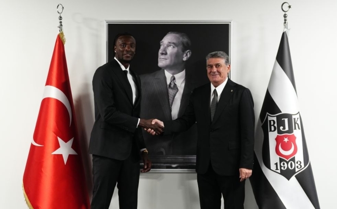 Sporx: Les Ferdinand: "Abraham, Beşiktaş'ı Şampiyonlar Ligi'ne taşıyacak"