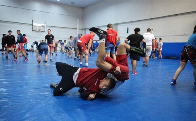 T�rk ve Bulgar g�re��iler, bu y�l yap�lacak �ampiyonalar i�in beraber form tuttu