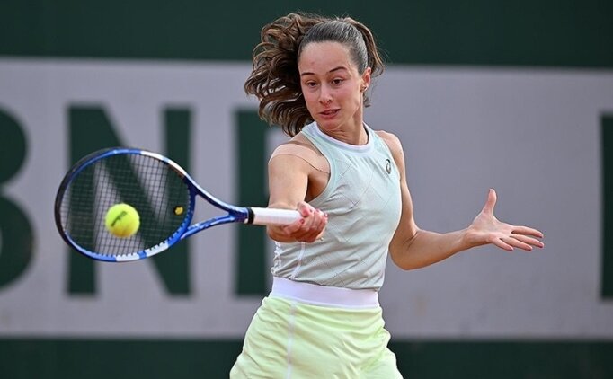 Zeynep S�nmez, sakatl��� nedeniyle Indian Wells turnuvas�ndan �ekildi