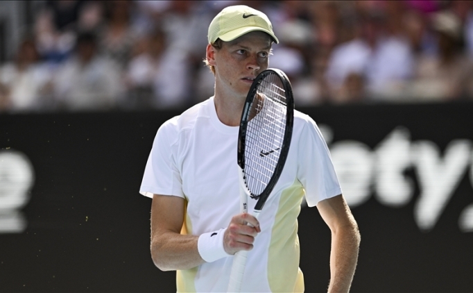 Jannik Sinner'e 3 ay men cezas�