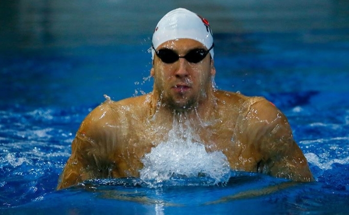 Milli y�z�c� Emre Sak��, Avrupa ikincisi oldu!