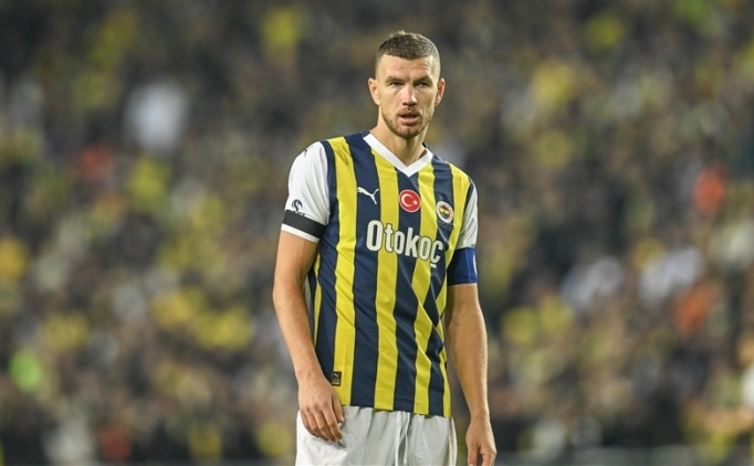 Edin Dzeko, �stanbul'dan ayr�ld�