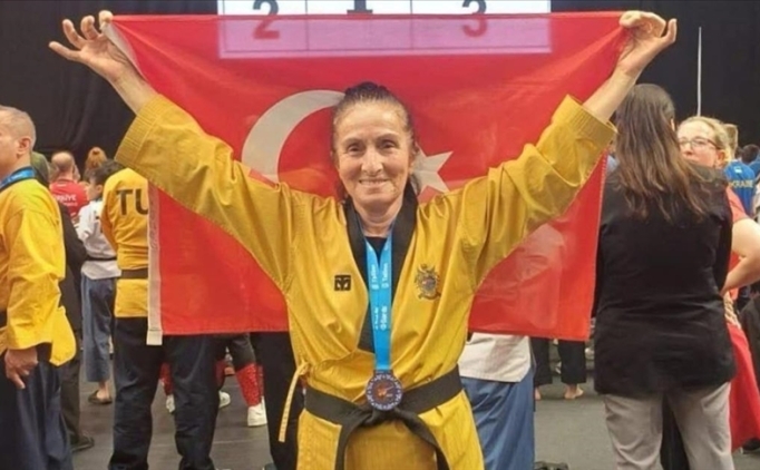 Ordulu 74 yaşındaki milli tekvandocu Avrupa Poomsae Şampiyonası'nda üçüncü oldu