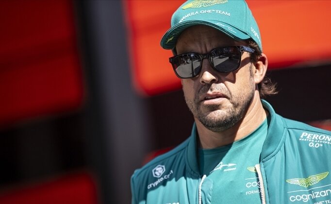Hamilton'�n ilk kez Ferrari ad�na yar��aca�� Formula 1'de en ya�l� s�r�c� Alonso