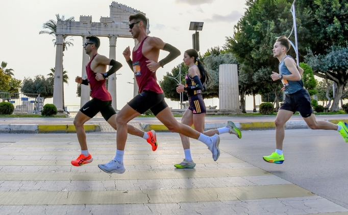 Uluslararas� Mersin Maratonu, 3 kategoride 14 Aral�k'ta ko�ulacak