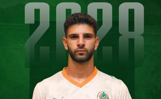 Alanyaspor'da mit Akda'n szlemesi 2 yl uzatld