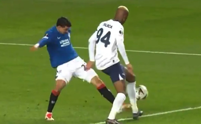 Fenerbah�e'de penalt� itiraz�!