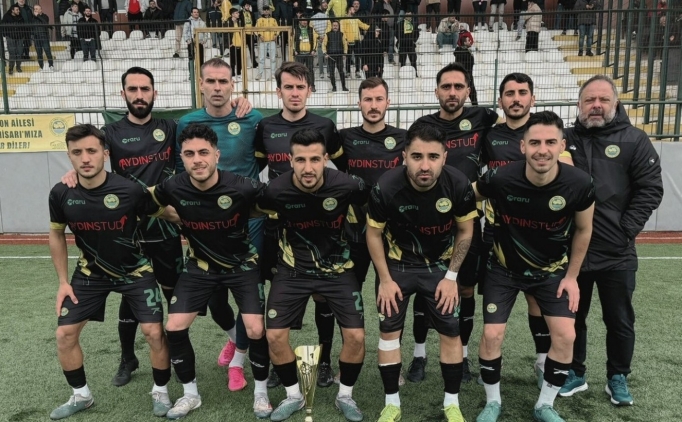 Anadolu Hisarı şampiyonluk hayaline kavuştu