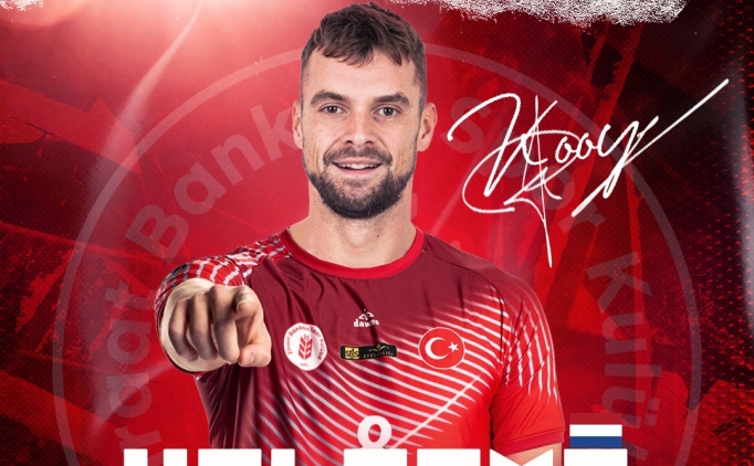 Ziraat Bankkart Voleybol Tak�m�, Dick Kooy'u renklerine ba�lad�