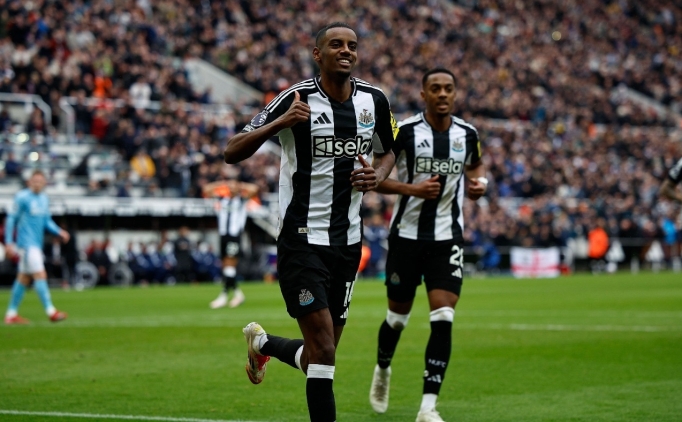 Liverpool ldrd: Isak ve Guehi!