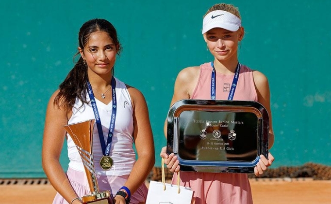 Zeliha Nil �ukurluo�lu, T�rkiye'nin �lk Junior Masters �ampiyonu oldu
