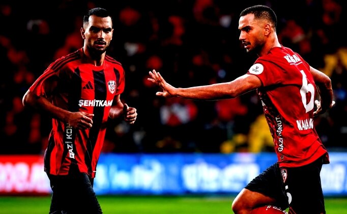 Trabzonspor, 2+1 yıllık sözleşmeyi imzalattı