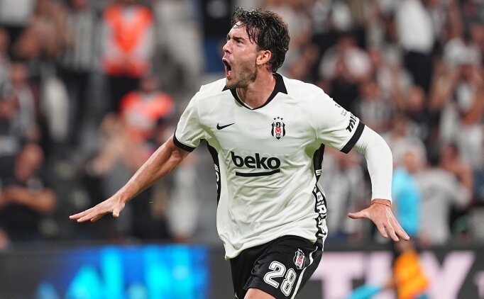Beşiktaş'ta Dusan Vlahovic gönülleri fethetti!