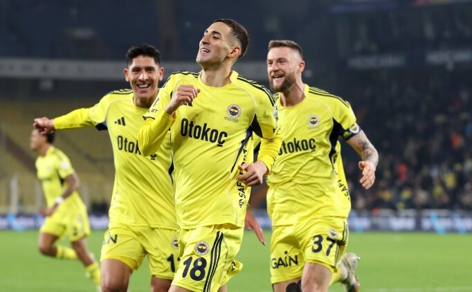 Fenerbah�e'de tepki ve destek: Mert M�ld�r