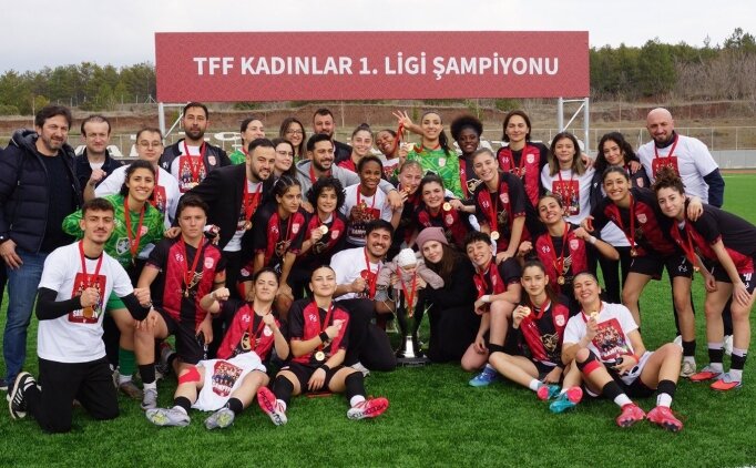 Kad�nlar 1. Ligi'nde �ampiyon Bak�rk�y!