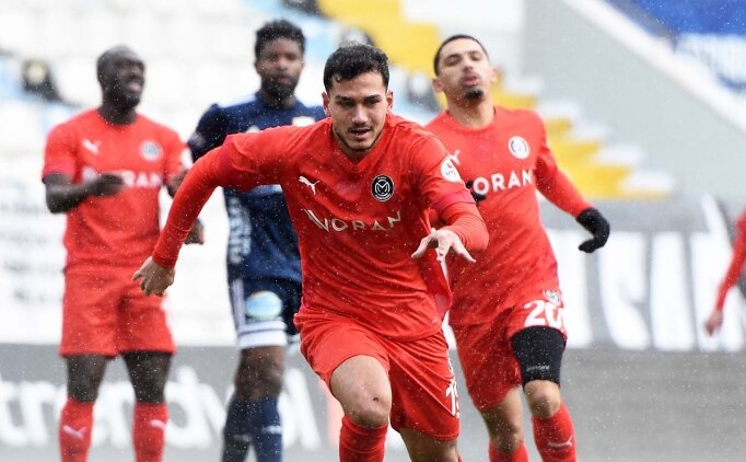 Manisa evinde Sar�yer'i a��rl�yor