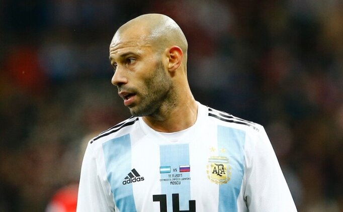 D�nya Kupas� tarihinin en �ok kart g�ren futbolcusu Mascherano