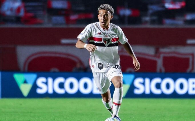 Fenerbahçe'den geleceğe yatırım hamlesi: Pedro Ferreira