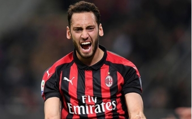 Hakan Çalhanoğlu için kontrat görüşmesi